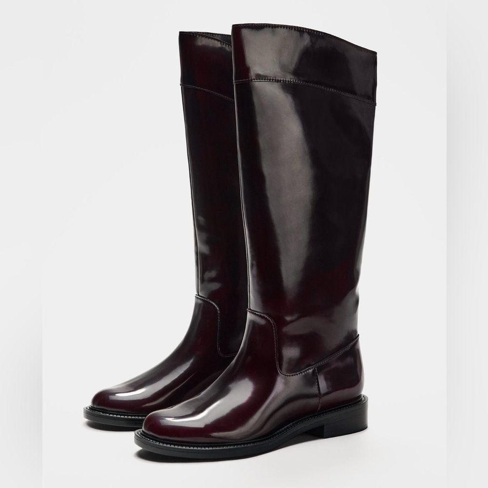 Zara Flat Boots